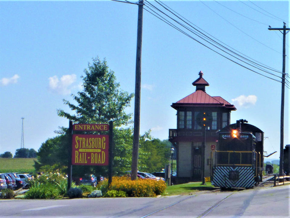 5 Visit Strasburg Railroad Lancaster PA Amish Country top things to do