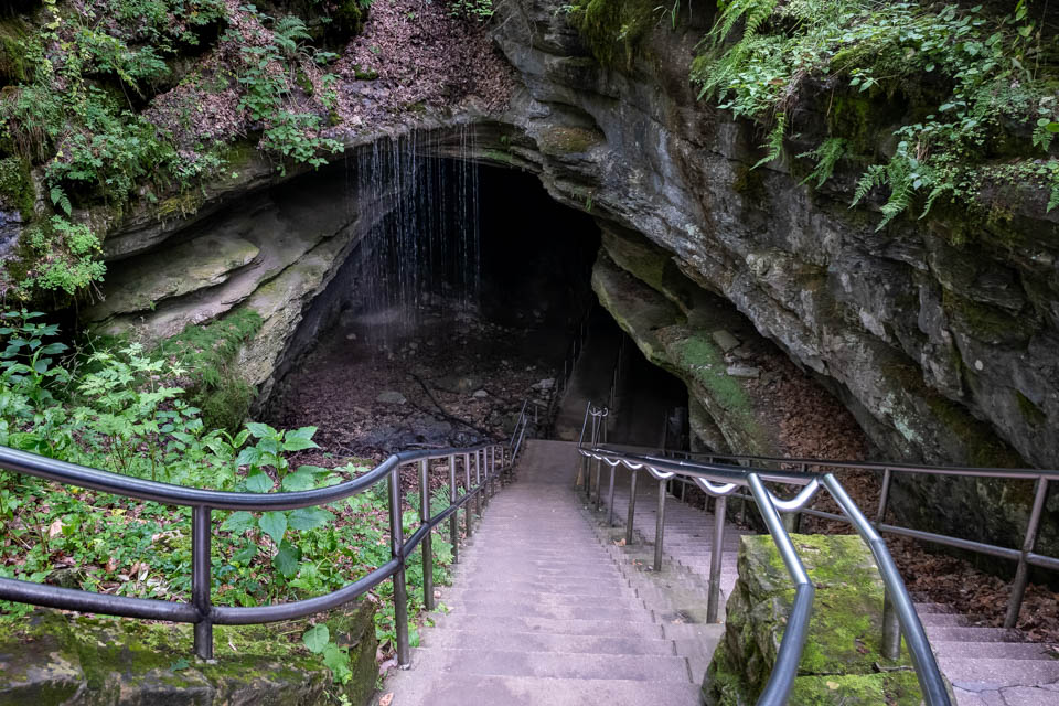 6 Try a cave crawl near Cave City Kentucky