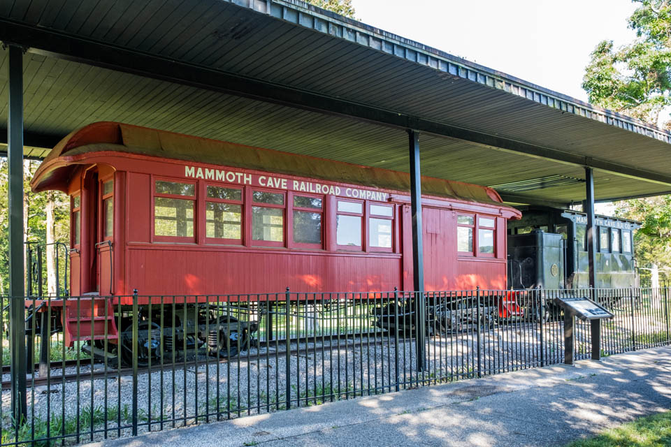 4 History to learn at Mammoth Cave National park historic train